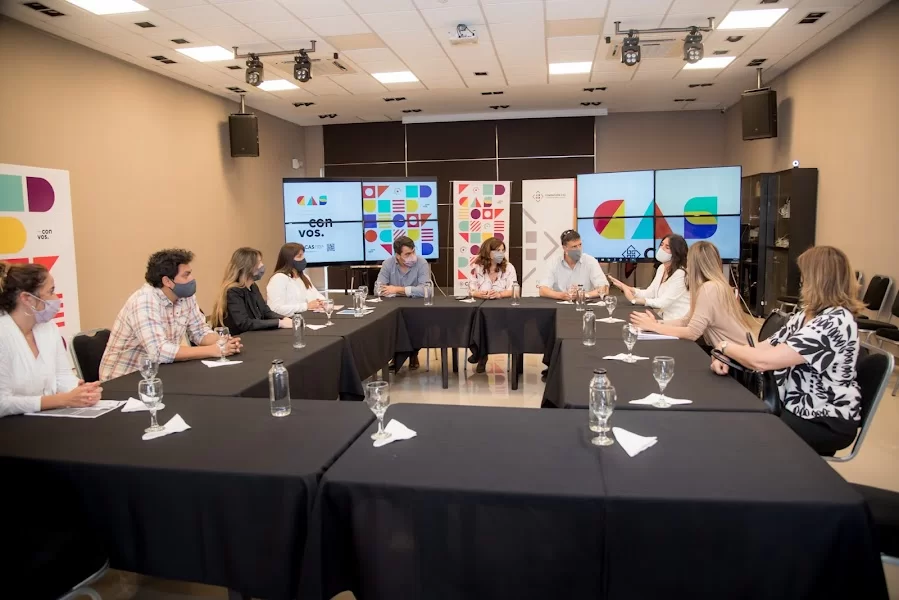 La Municipalidad continúa trabajando junto a los colegios de profesionales