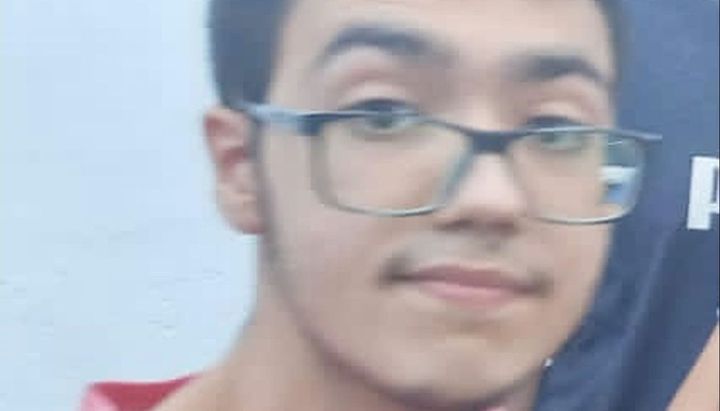 Image default