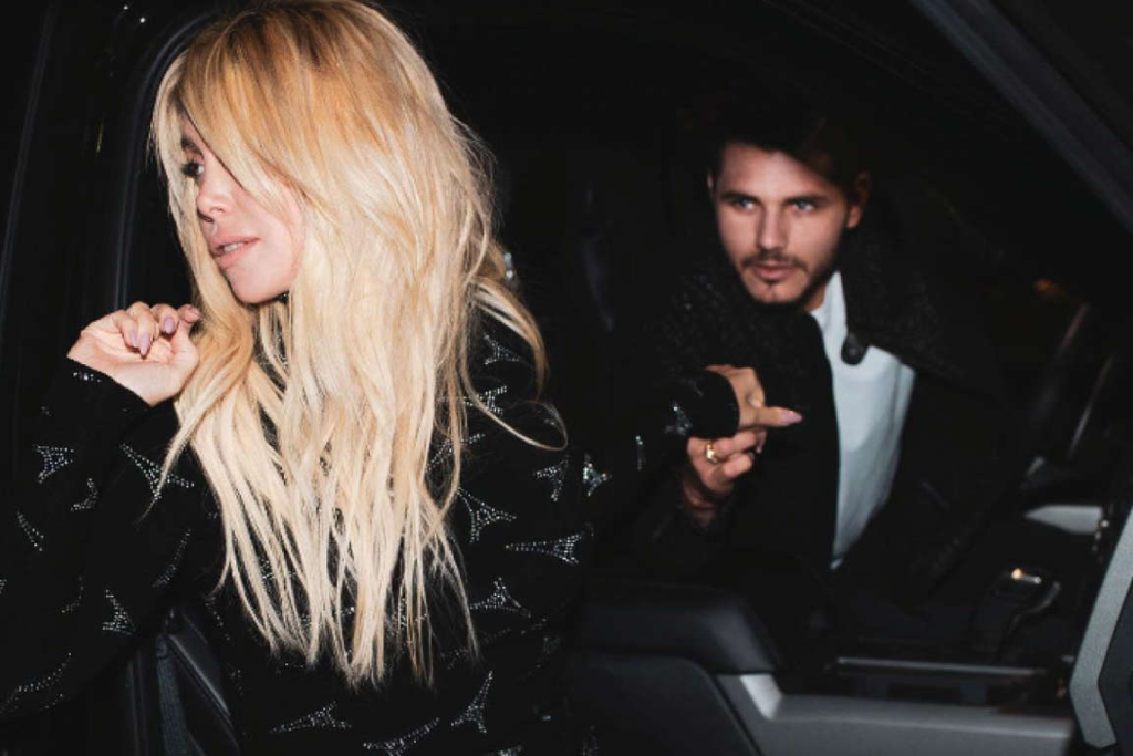 Mauro Icardi explotó y filtró chats íntimos con Wanda Nara
