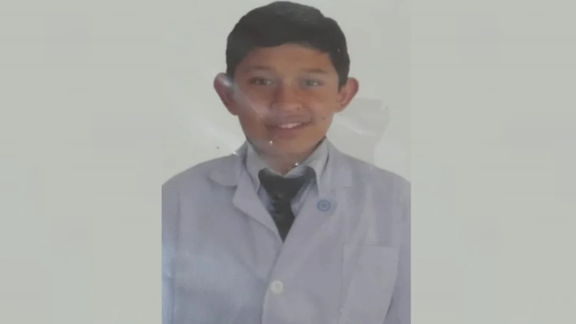 Image default