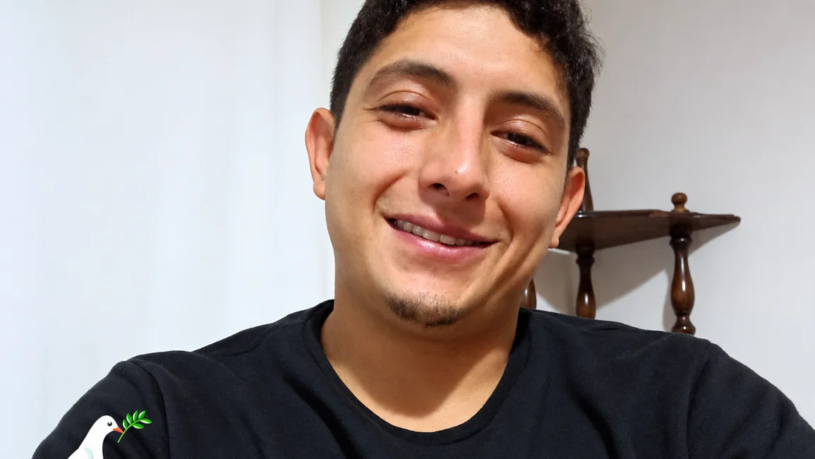 Image default
